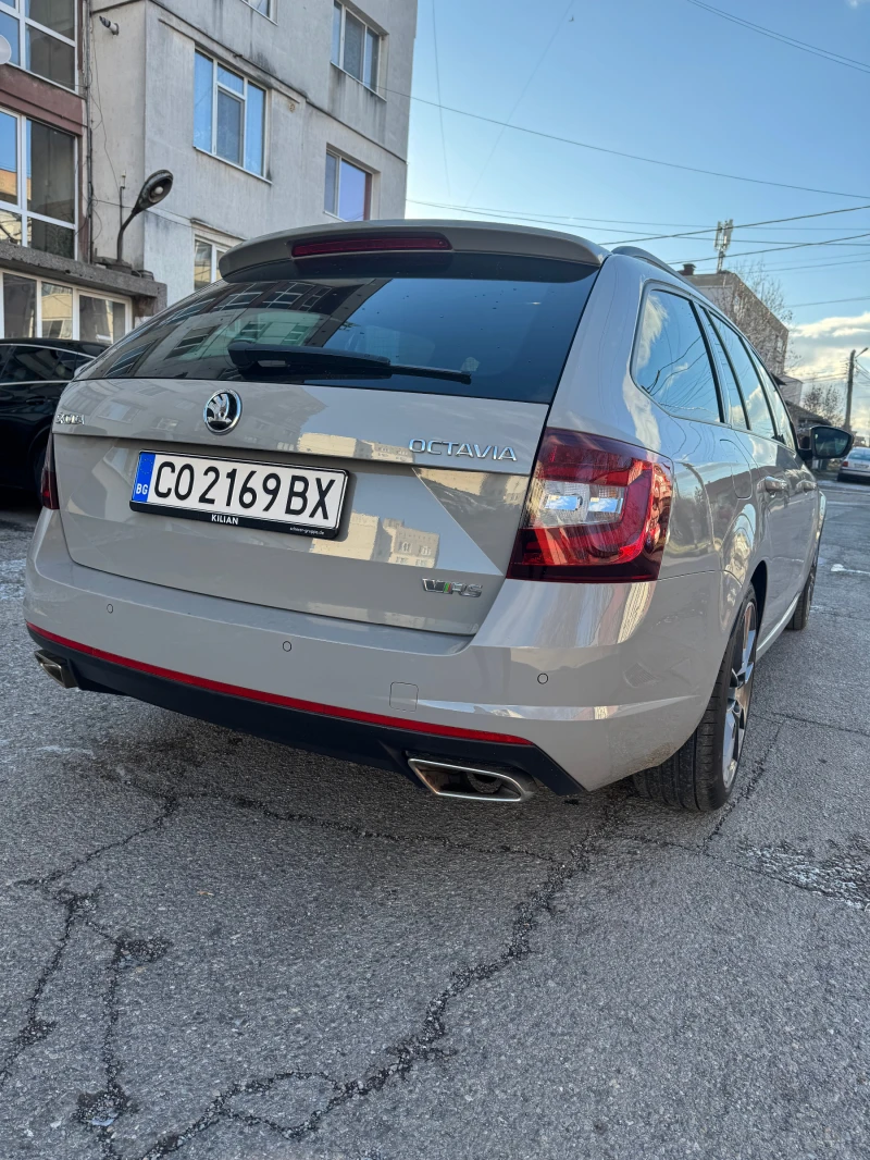 Skoda Octavia Combi 2.0 TSI RS, снимка 6 - Автомобили и джипове - 48311108