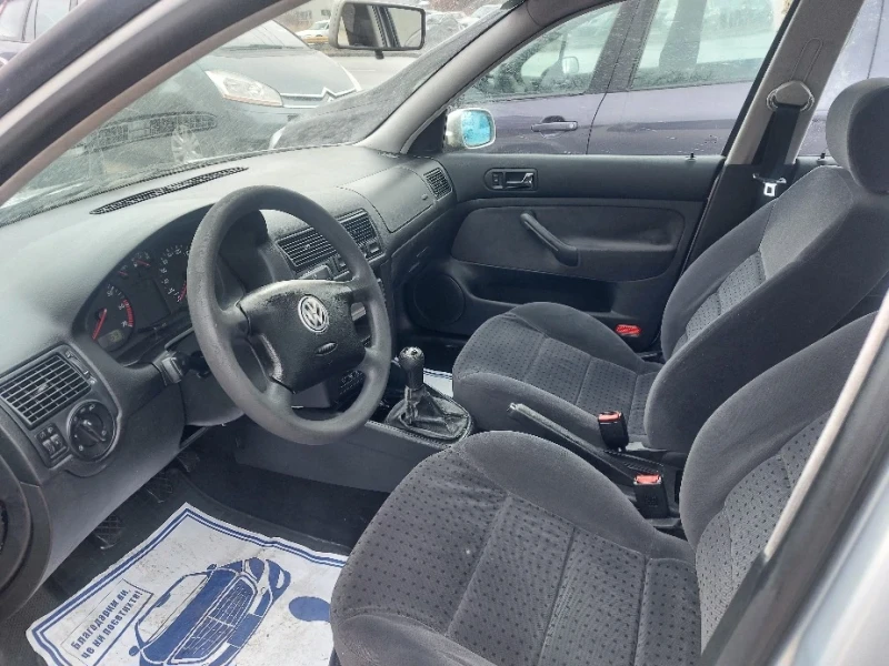 VW Golf 1.4 бензин клима , снимка 8 - Автомобили и джипове - 48450628