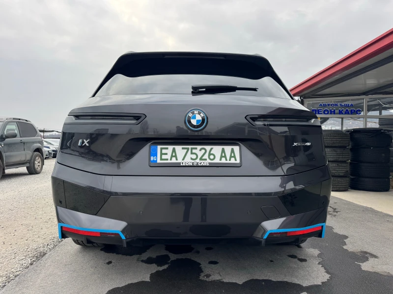 BMW iX Бартер M-PAKET X-drive40 Гаранционна 8000 км. , снимка 6 - Автомобили и джипове - 48982679