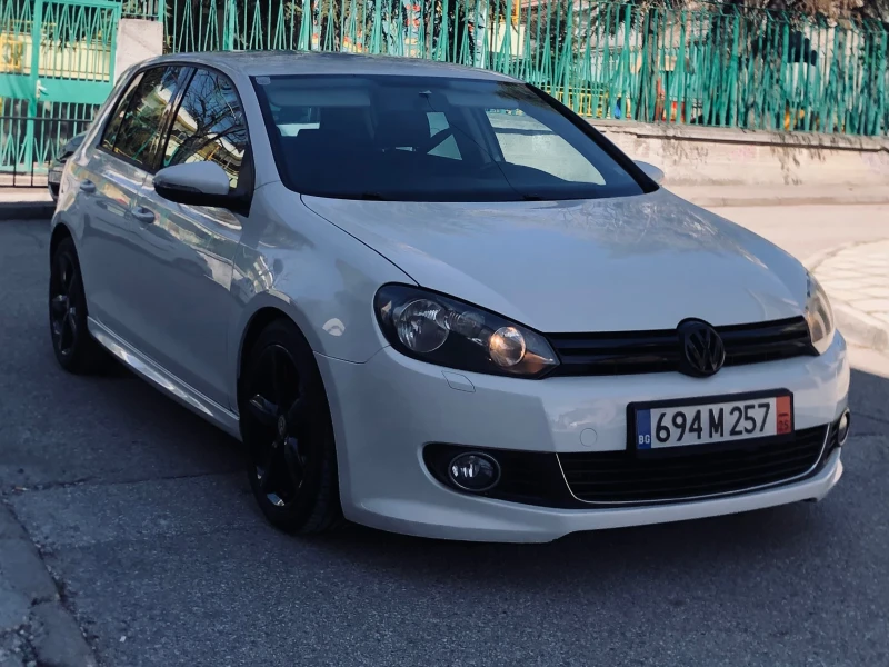 VW Golf GT 1.6TDI, снимка 4 - Автомобили и джипове - 49511762