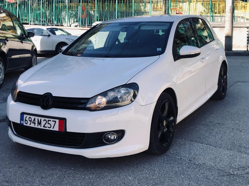 VW Golf GT 1.6TDI, снимка 2 - Автомобили и джипове - 49511762