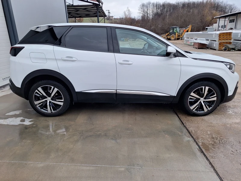 Peugeot 3008 8ск. Автоматик от Италия Дизел, снимка 6 - Автомобили и джипове - 51399202