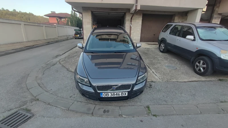 Volvo V50