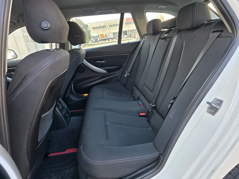 BMW 320 320D * Първи собственик* От България* , снимка 11 - Автомобили и джипове - 52628221