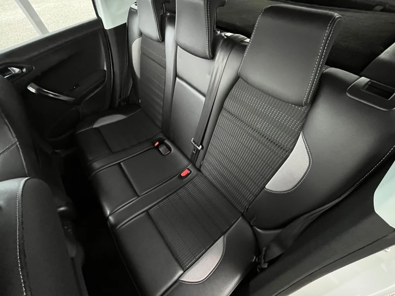 Peugeot 2008 1.6HDi / Euro 6 / Allure, снимка 10 - Автомобили и джипове - 53283878