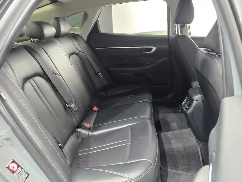Hyundai Sonata, снимка 11 - Автомобили и джипове - 56687951