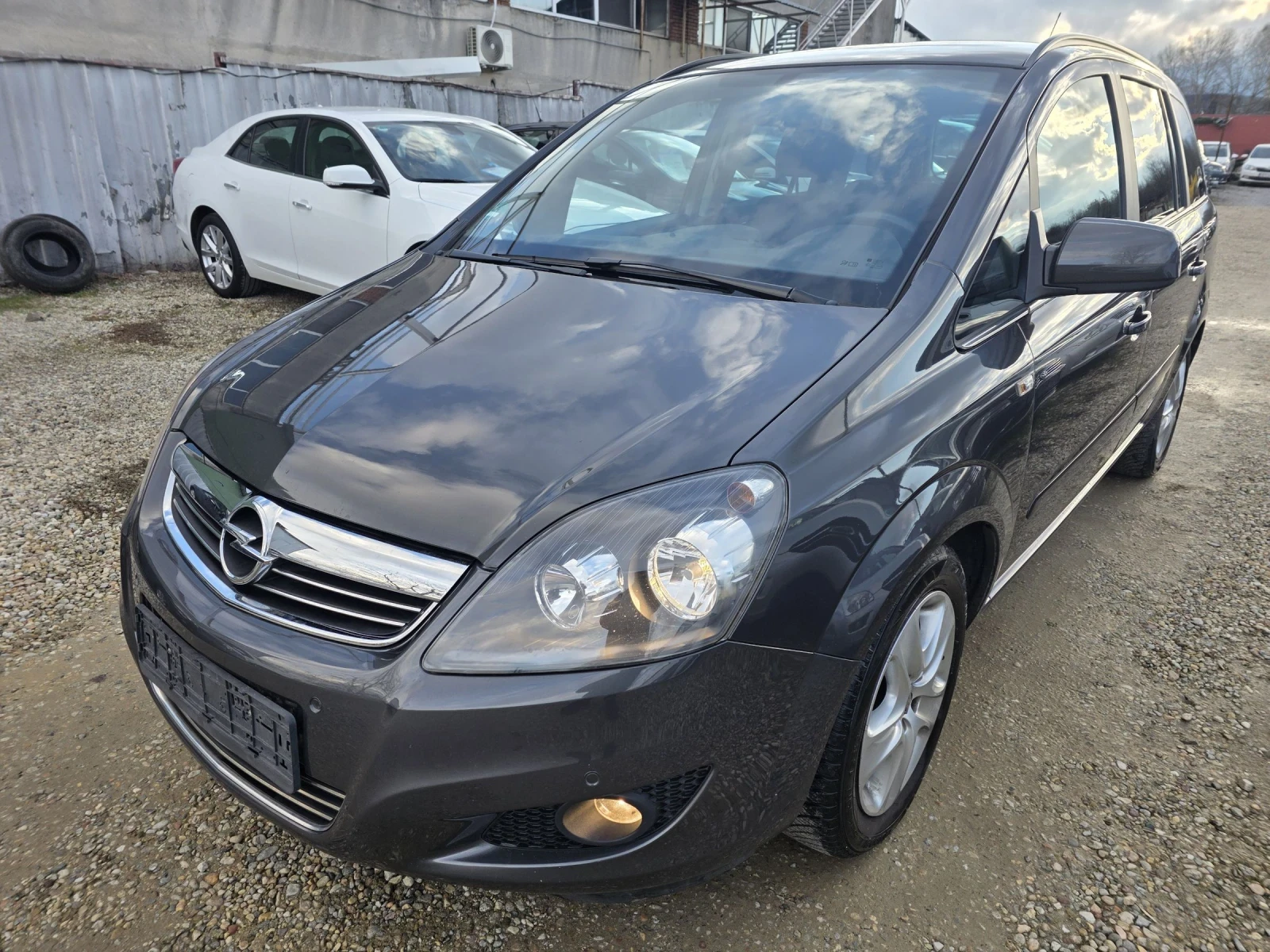 Opel Zafira 1.8 FACELIFT, 6+ 1, снимка 1
