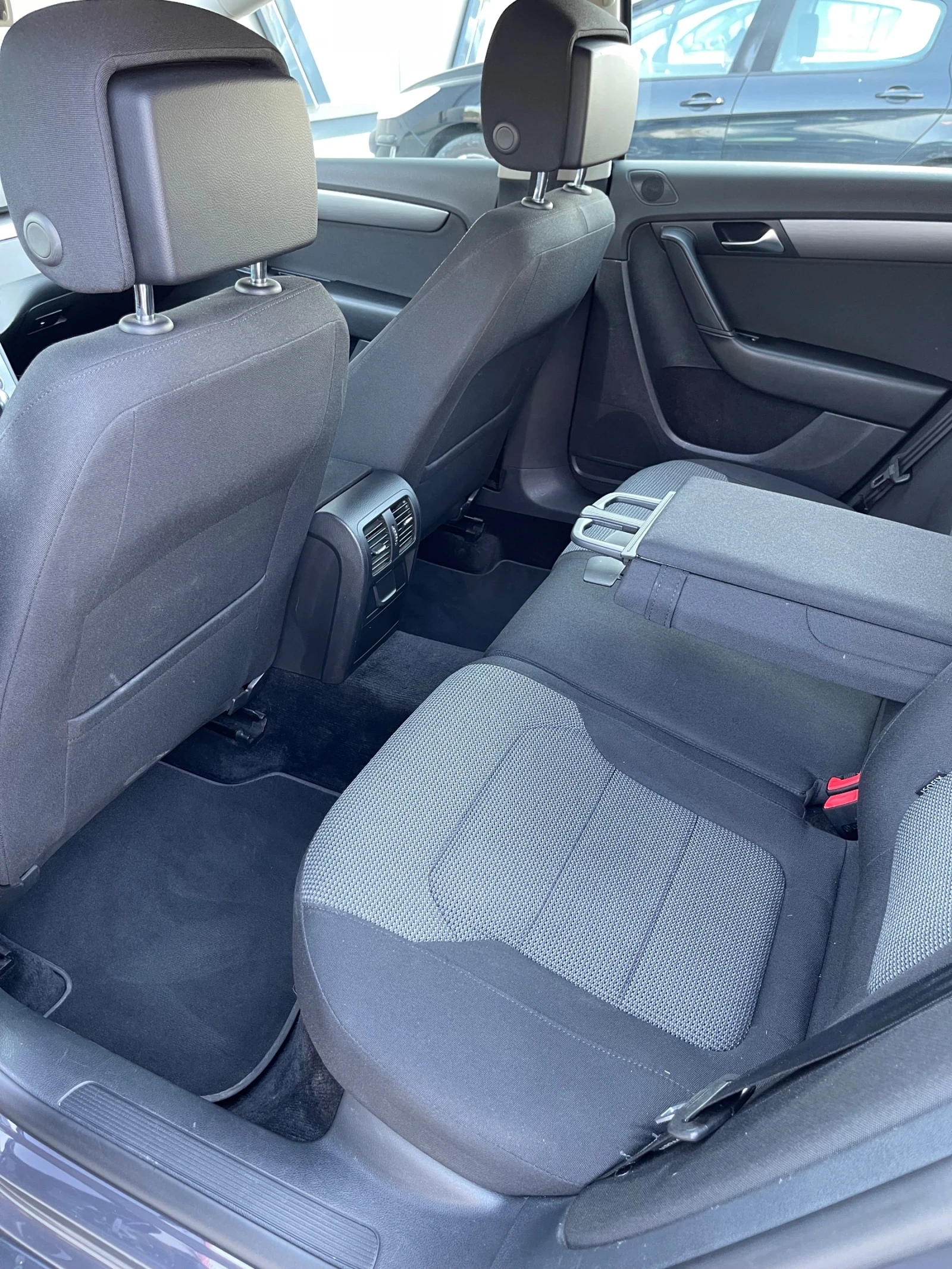 VW Passat 2.0tdi / DSG /Comfortline  - изображение 10