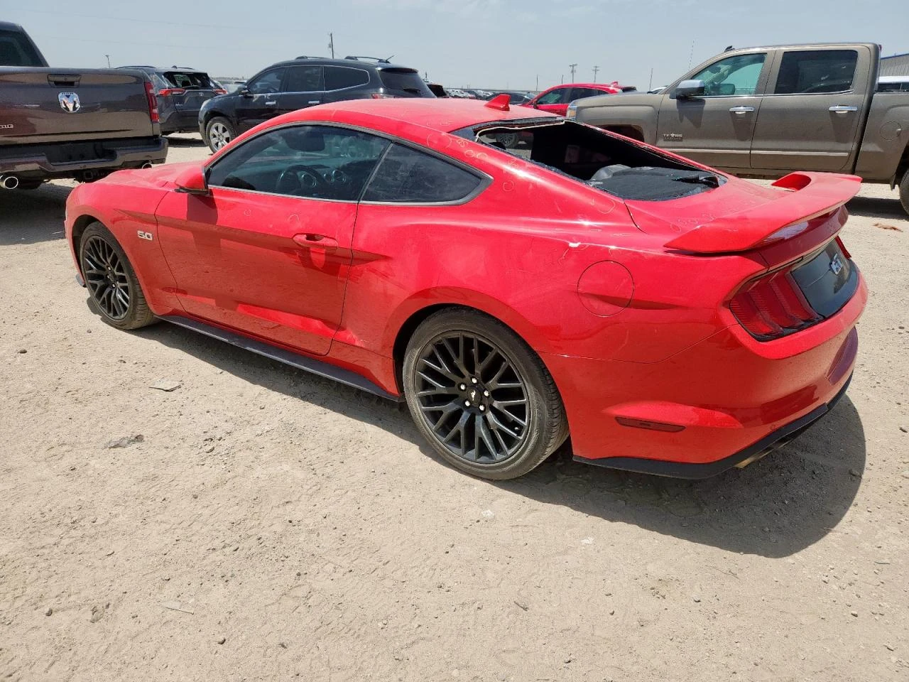 Ford Mustang GT* ДИГИТАЛНО ТАБЛО* КОЖА* ГОЛЯМА НАВИГАЦИЯ - изображение 4