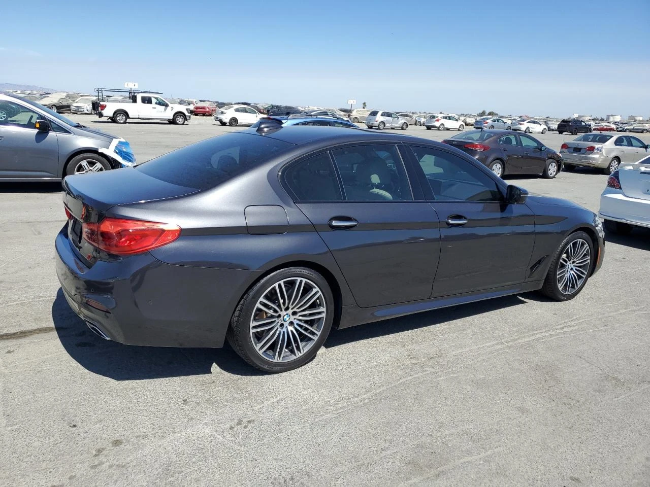BMW 540 XI * * CARFAX * * АВТО КРЕДИТ * *  - изображение 5