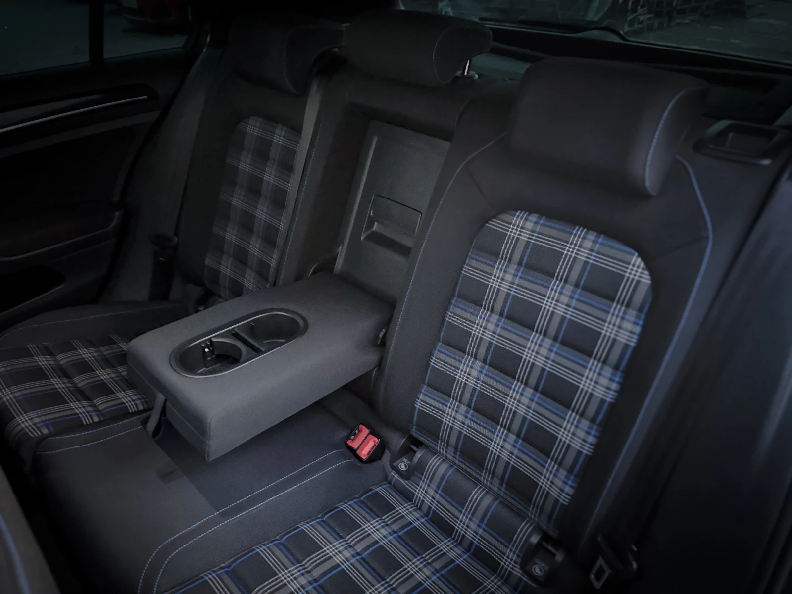 VW Golf VII* GTE* PLUG-IN-HYBRID* PANORAMA*  | Mobile.bg   13