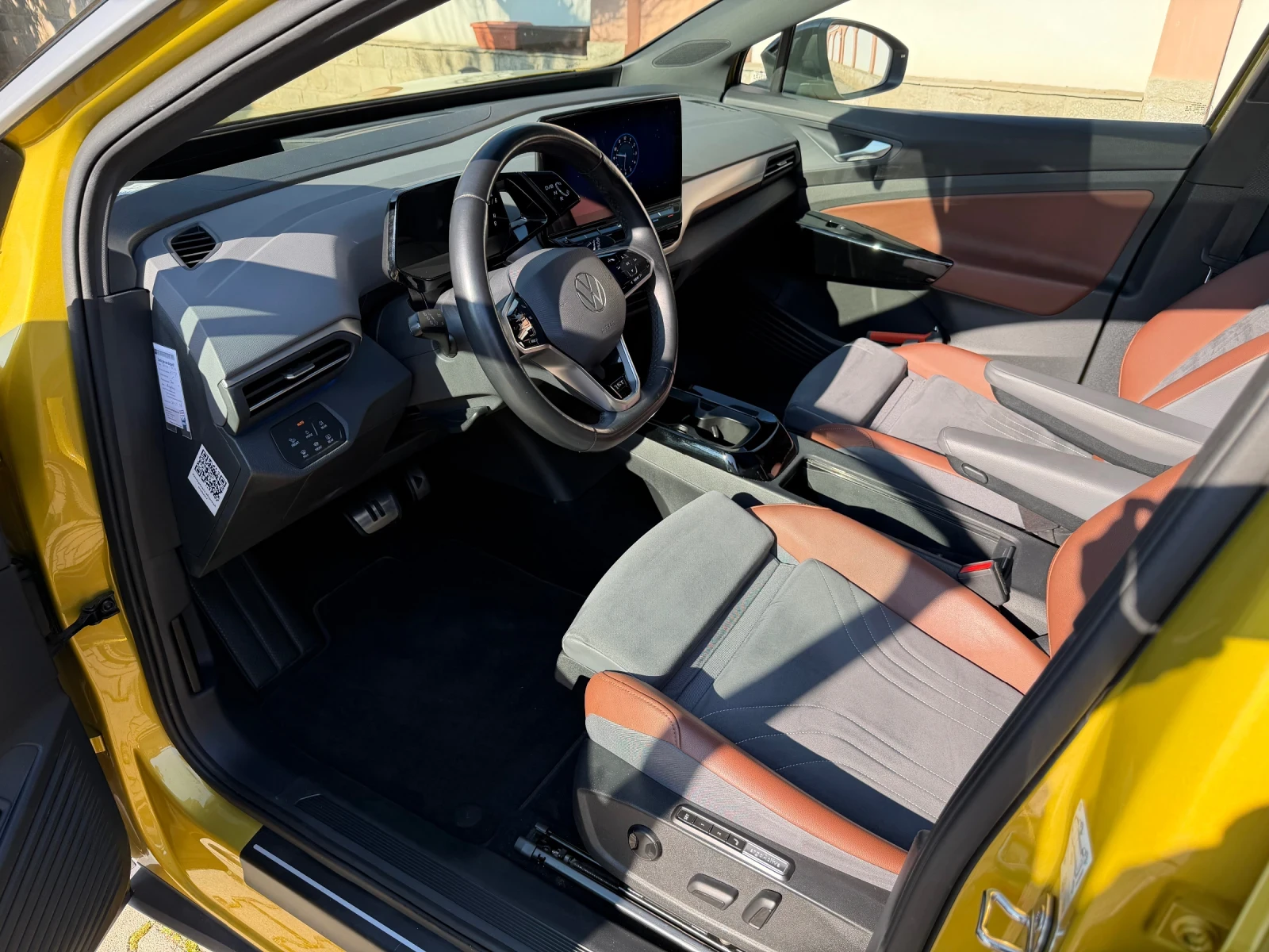 VW ID.4 1st/PRO/21/Pano/82kw/Memory/360/HeadUp/104km, снимка 7 - Автомобили и джипове - 53420573