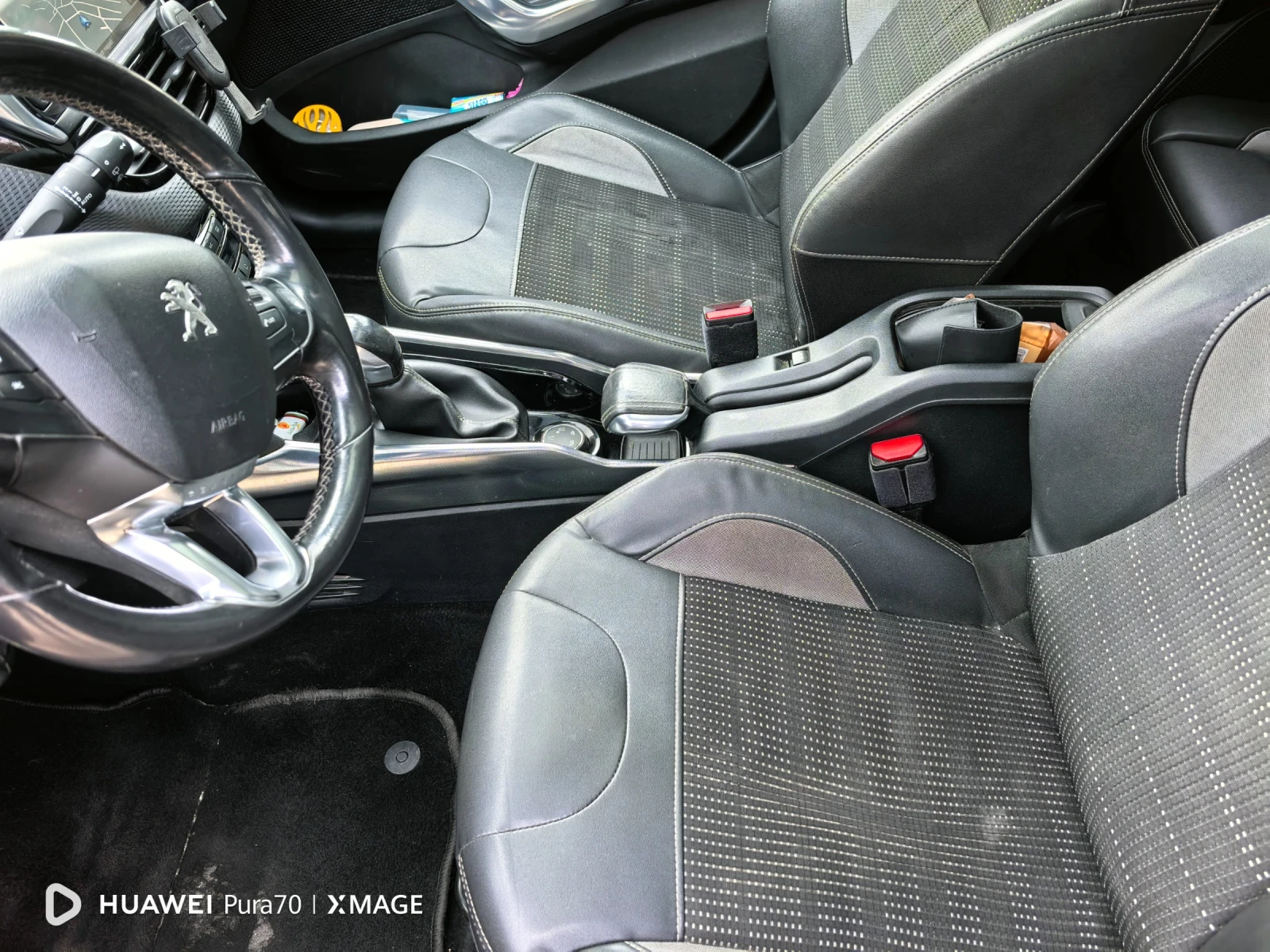 Peugeot 2008 Стъклен таван, снимка 9 - Автомобили и джипове - 53716415