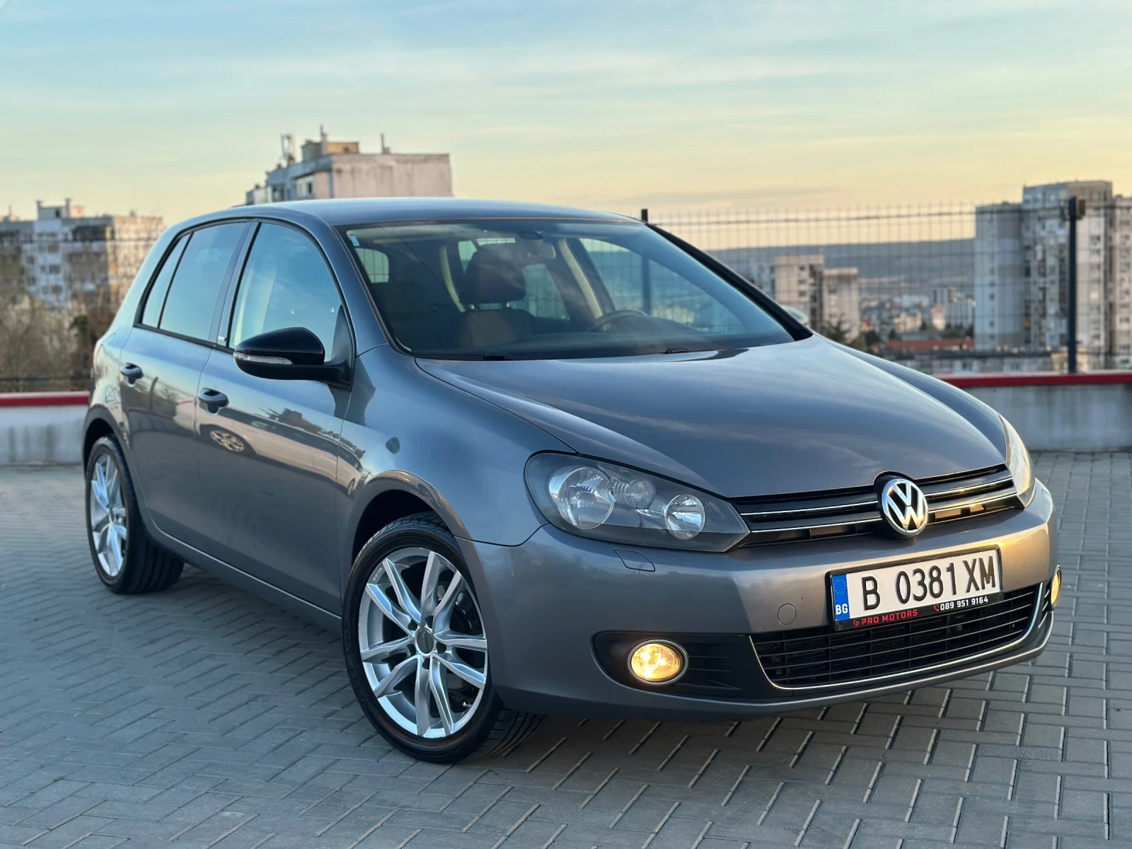 VW Golf STYLE. AVTOMAT, снимка 2 - Автомобили и джипове - 54317276