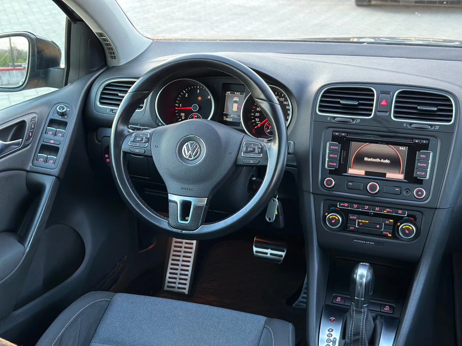 VW Golf STYLE. AVTOMAT, снимка 9 - Автомобили и джипове - 54317276