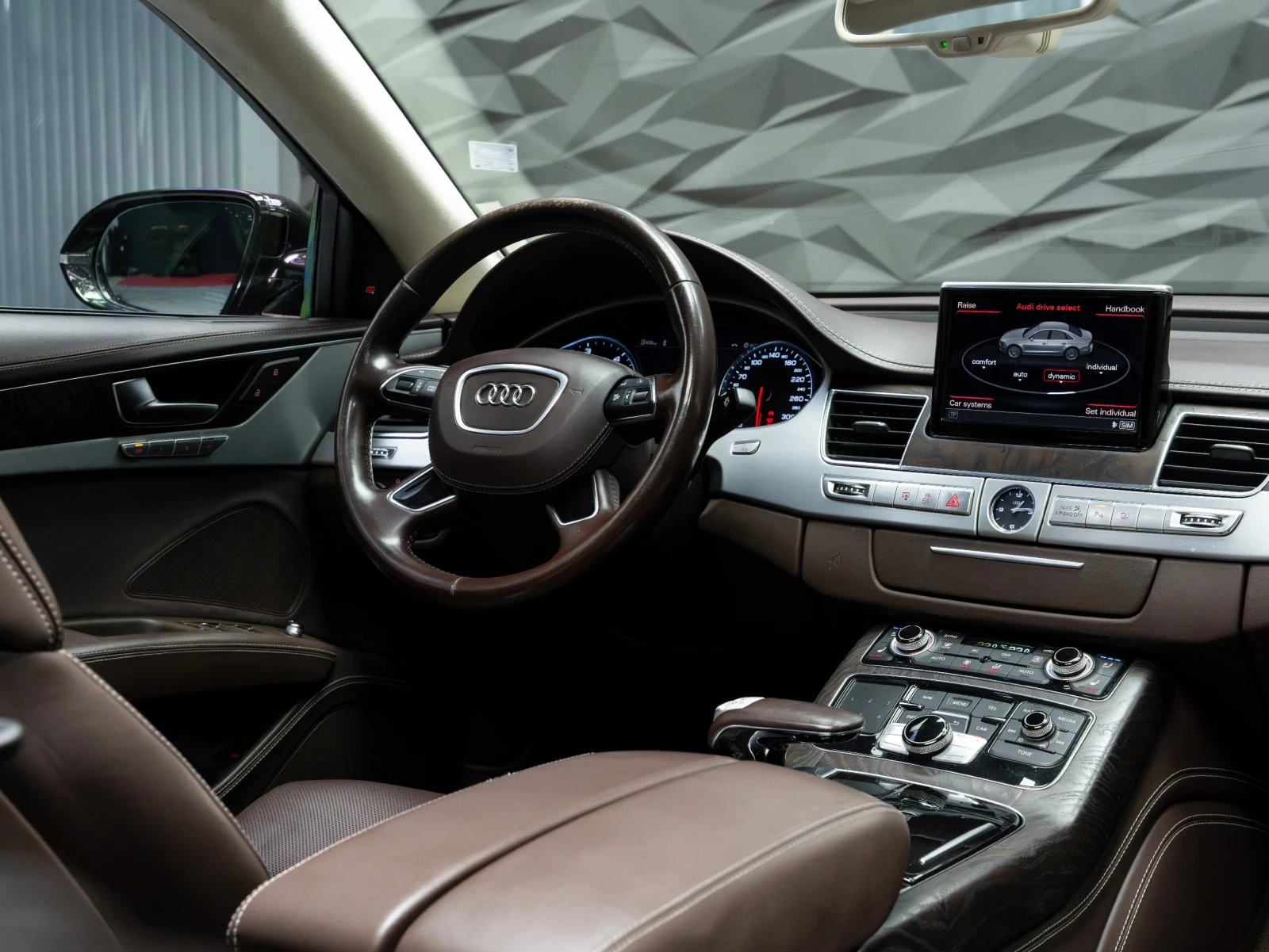 Audi A8, снимка 6 - Автомобили и джипове - 54318534