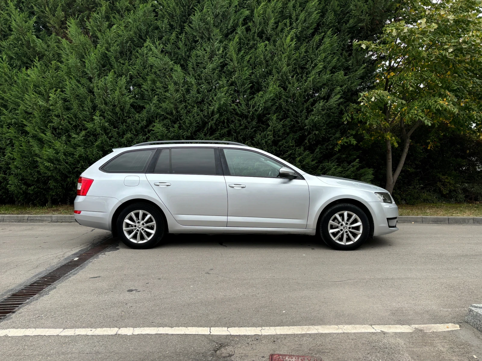 Skoda Octavia 2.0 tdi 150 hp, снимка 4 - Автомобили и джипове - 54373983