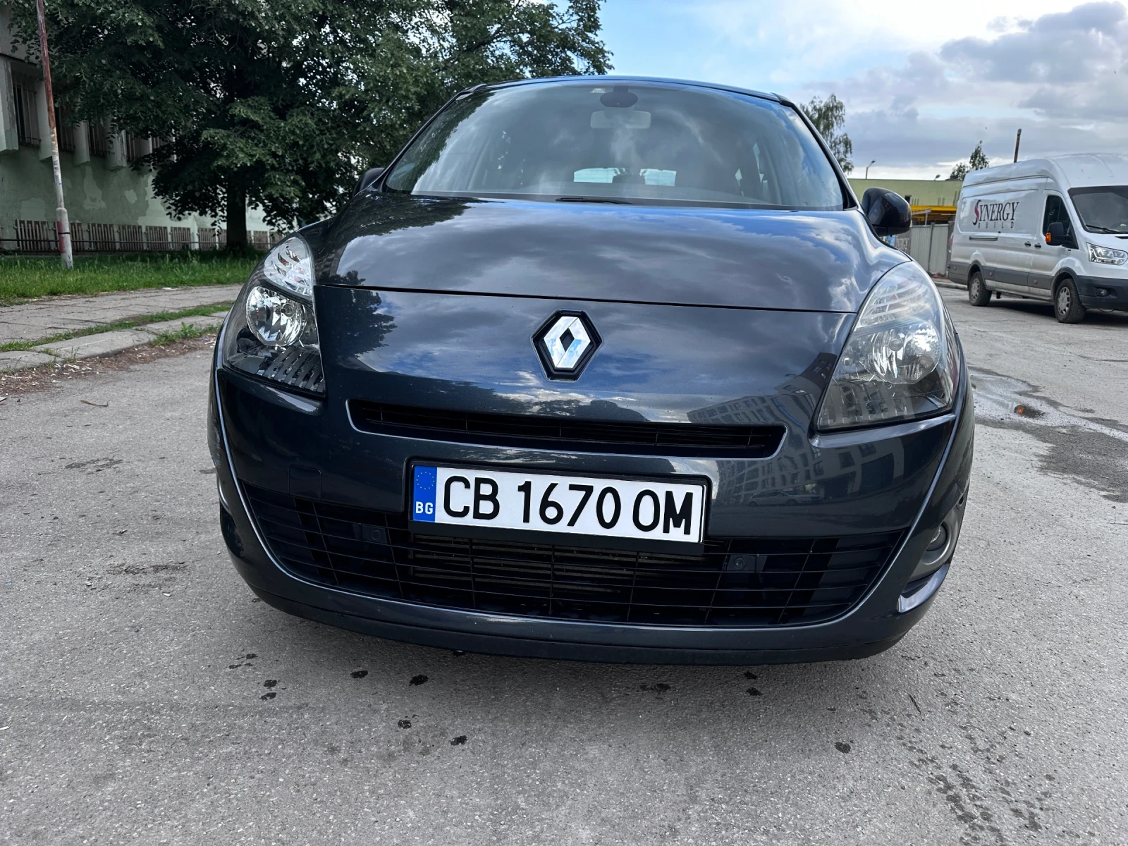 Renault Grand scenic 1.6 Дизел 130к 2011г Австрия, снимка 2 - Автомобили и джипове - 54512555