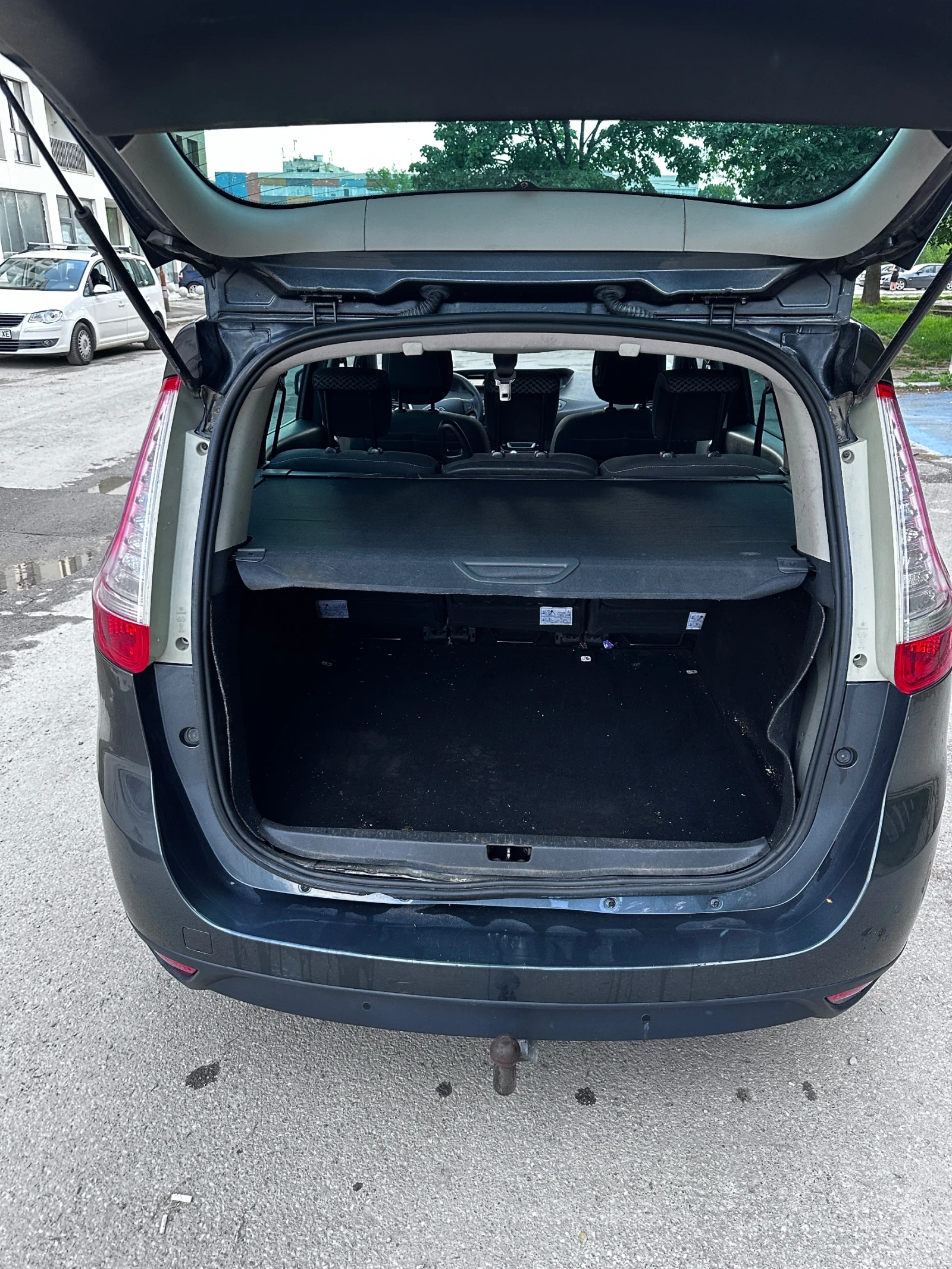 Renault Grand scenic 1.6 Дизел 130к 2011г Австрия, снимка 7 - Автомобили и джипове - 54512555