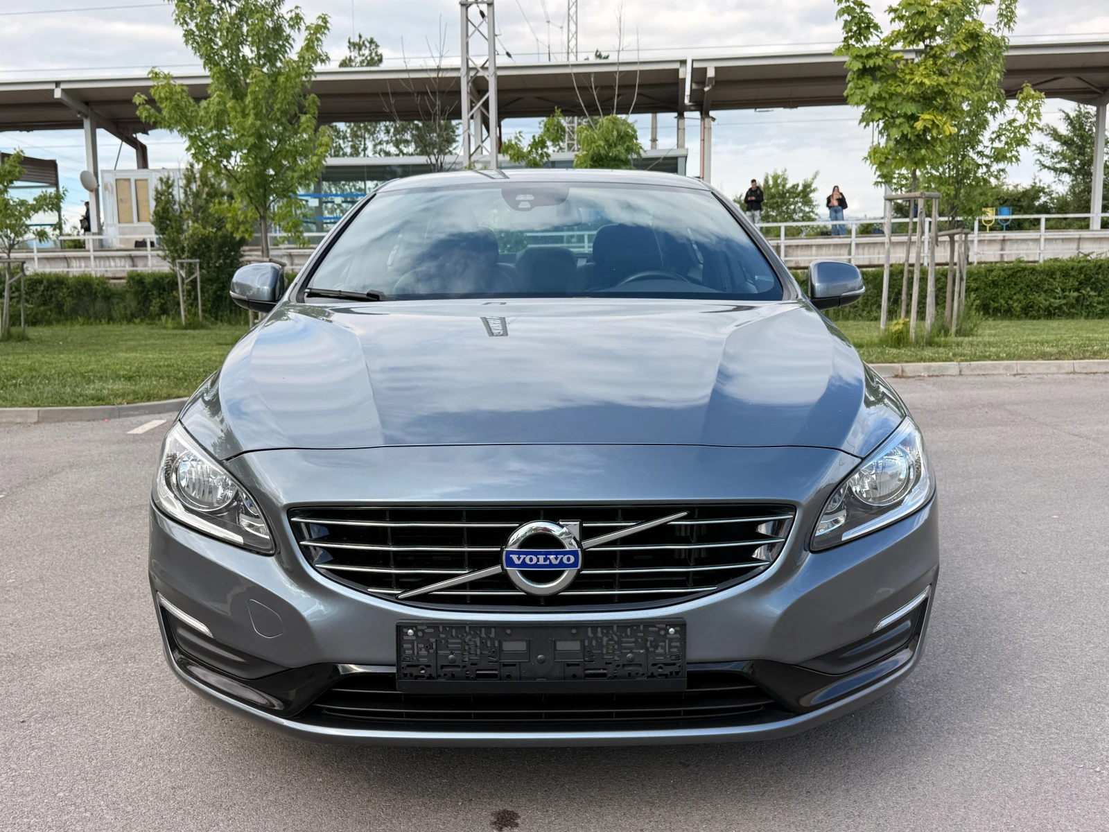 Volvo S60 2.0D* R-DESIGN* , снимка 2 - Автомобили и джипове - 54549486