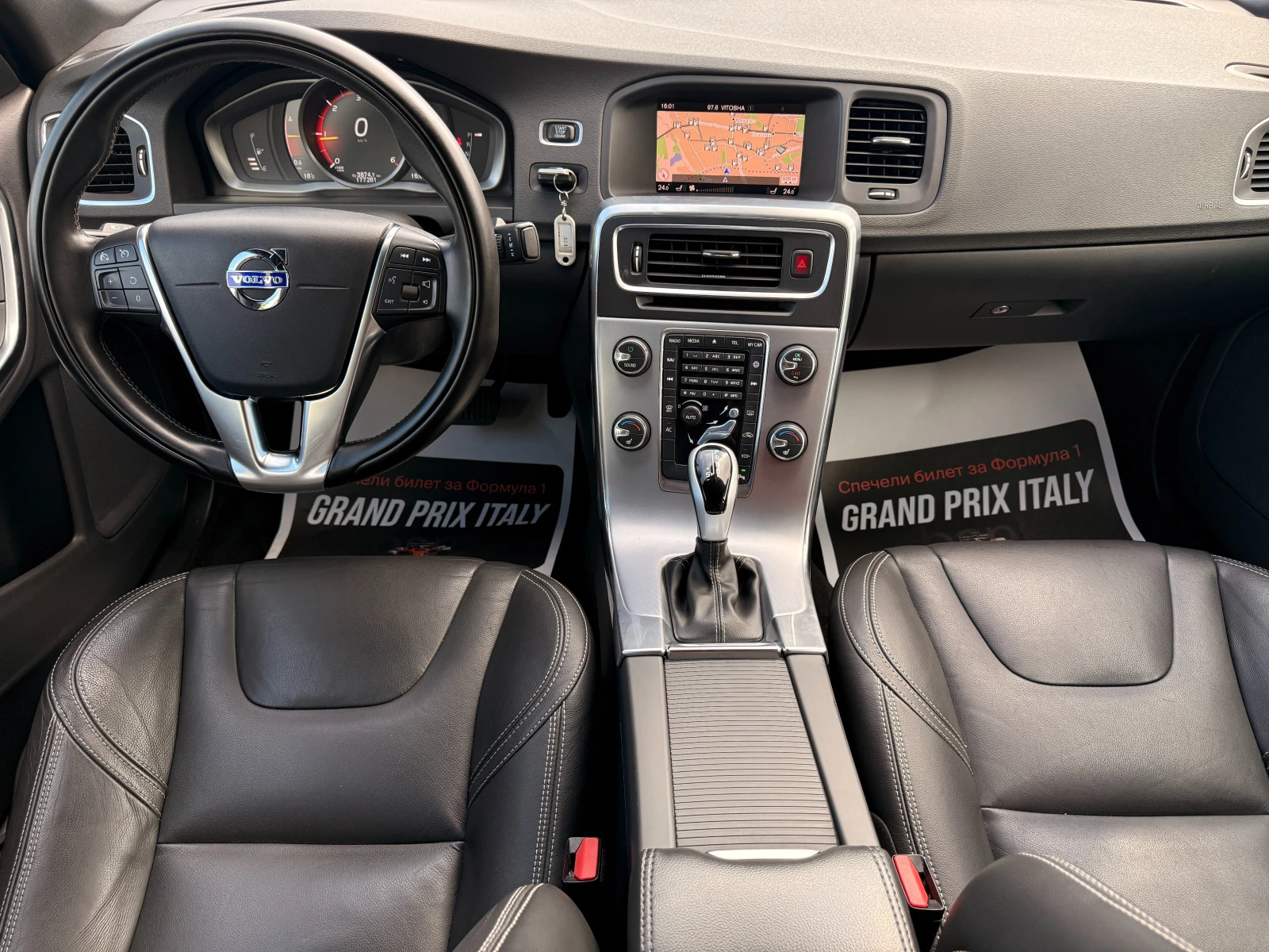 Volvo S60 2.0D* R-DESIGN* , снимка 10 - Автомобили и джипове - 54549486