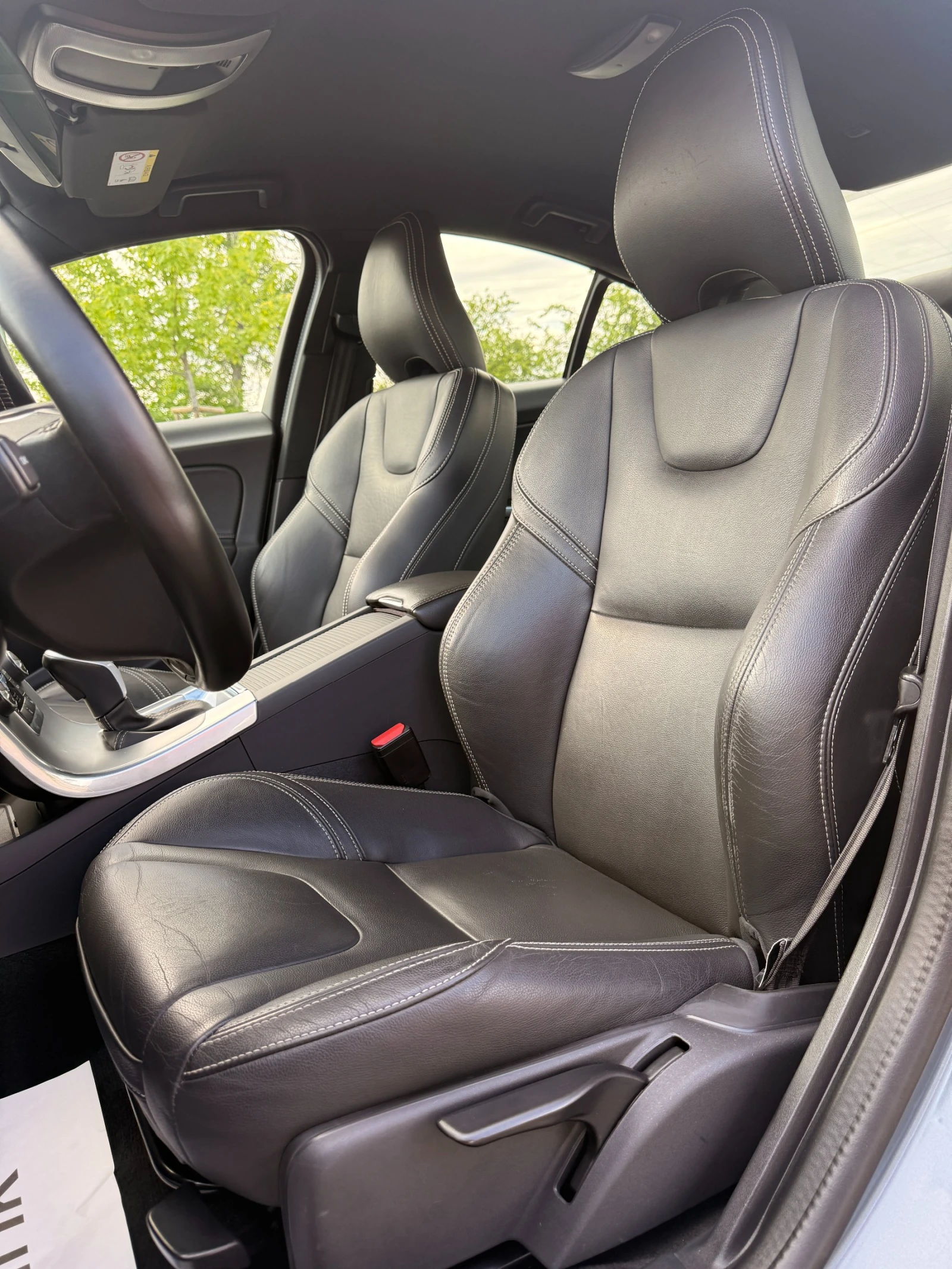 Volvo S60 2.0D* R-DESIGN* , снимка 7 - Автомобили и джипове - 54549486