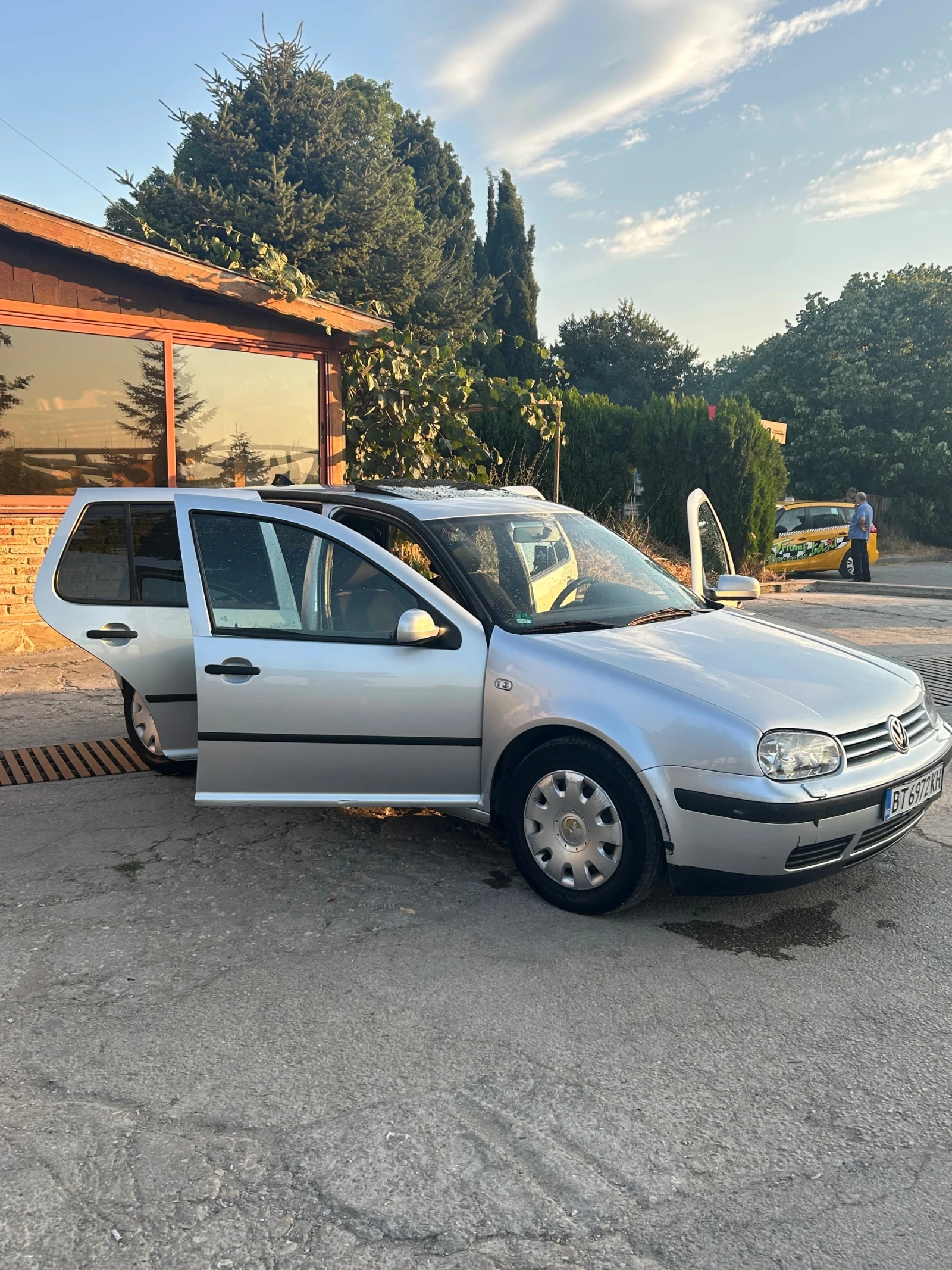 VW Golf 4 1.9 TDI, снимка 5 - Автомобили и джипове - 54754562