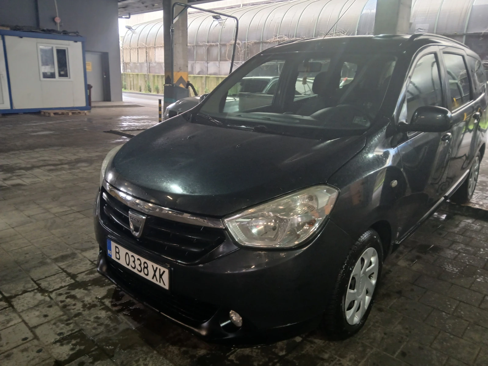 Dacia Lodgy 1.5 DCI-7mesta, снимка 3 - Автомобили и джипове - 54907495