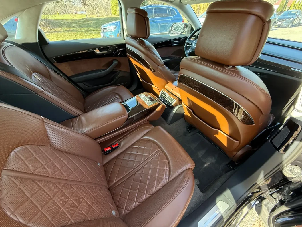 Audi A8 4.2 V8 Premium, снимка 9 - Автомобили и джипове - 54916210