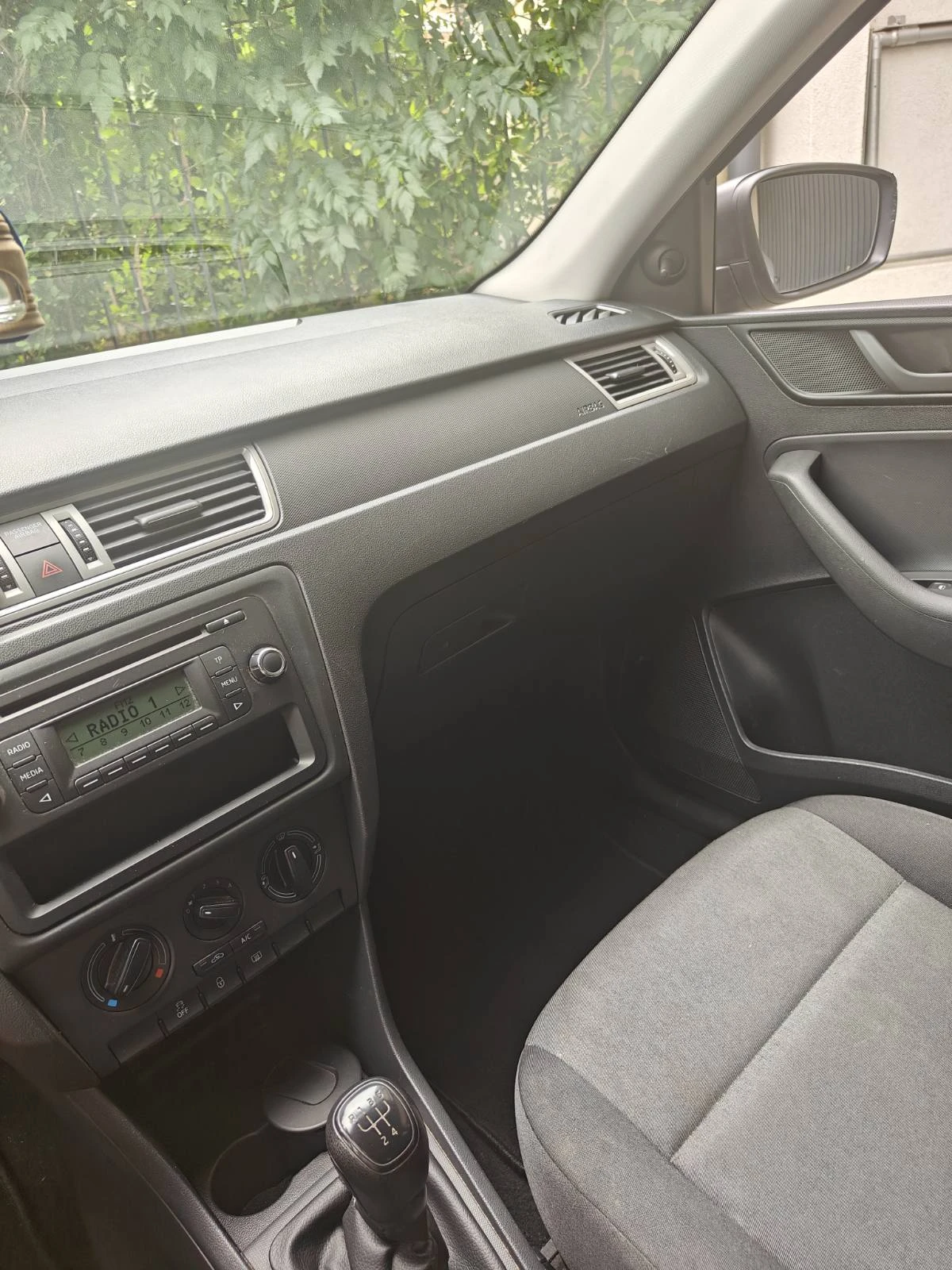 Skoda Rapid, снимка 7 - Автомобили и джипове - 55364222