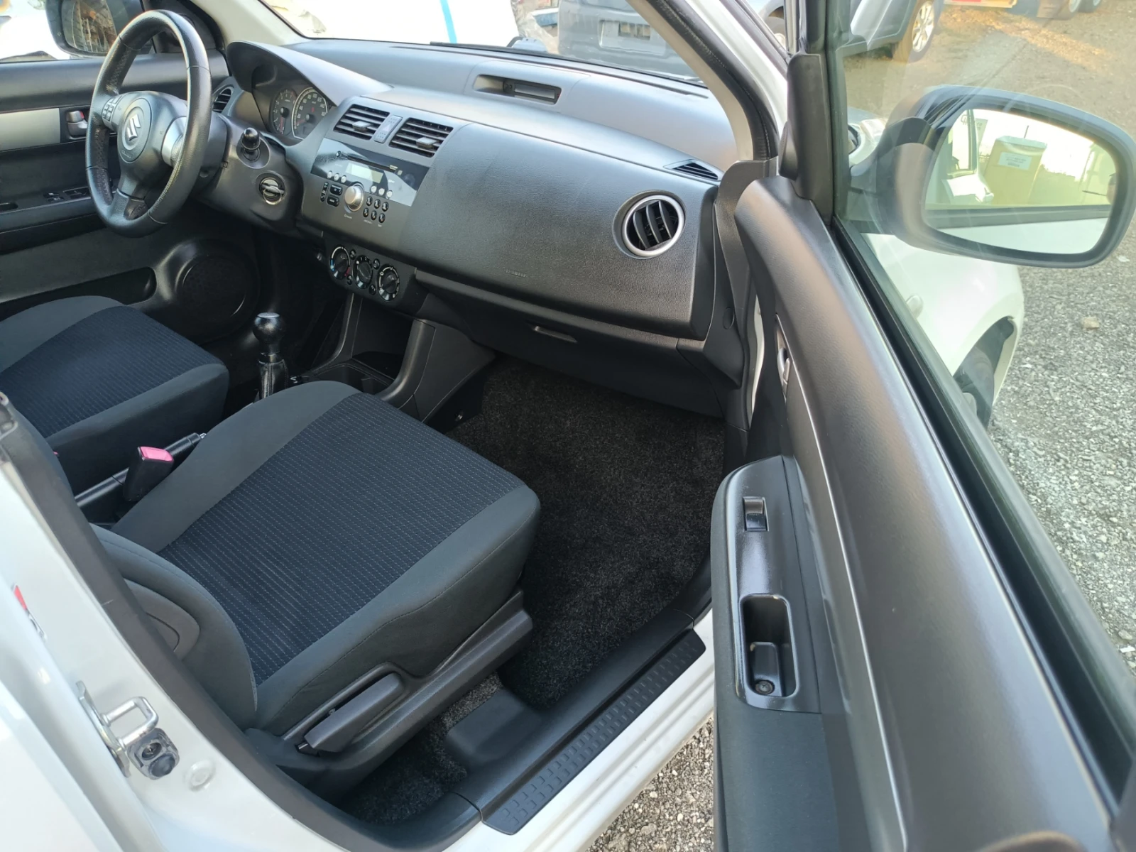 Suzuki Swift 1, 3i GL | Mobile.bg � ����������� 10
