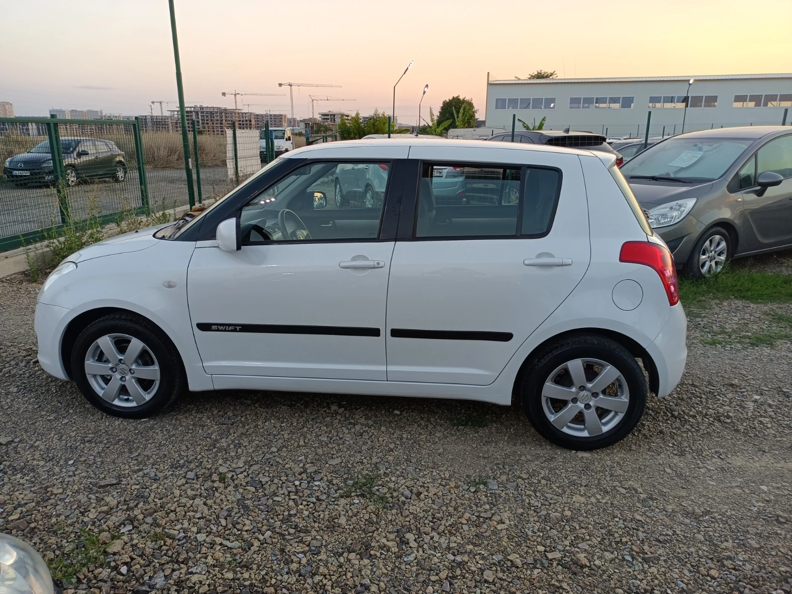 Suzuki Swift 1, 3i GL | Mobile.bg � ����������� 4