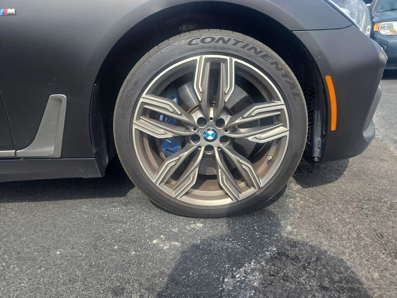 BMW 760 * xDrive * CARFAX * V12 * ДИГИТАЛЕН КЛЮЧ, снимка 6 - Автомобили и джипове - 55577778