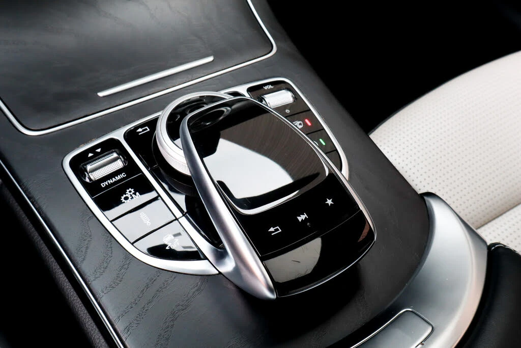Mercedes-Benz C 63 AMG S/360 CAMERA/BURMESTER/PANORAMA/DRIVER PKG/, снимка 15 - Автомобили и джипове - 55630528