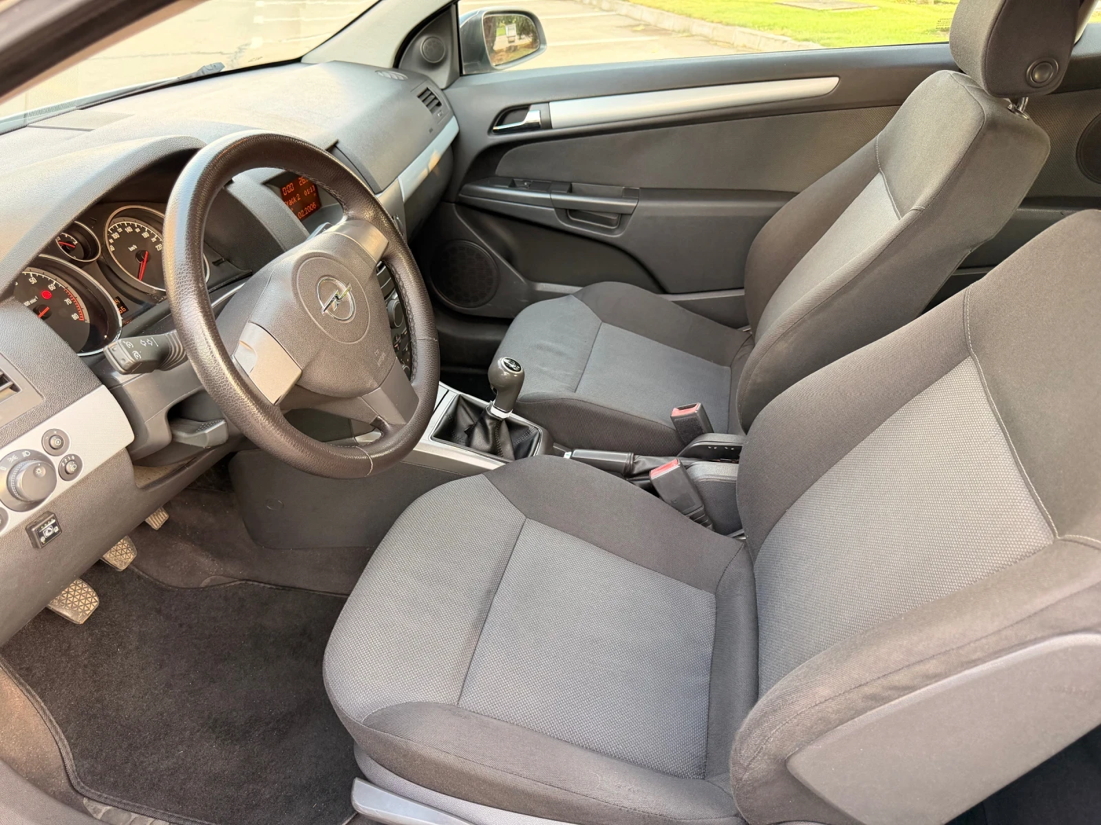 Opel Astra Газ.Инжекцион , снимка 6 - Автомобили и джипове - 55798490