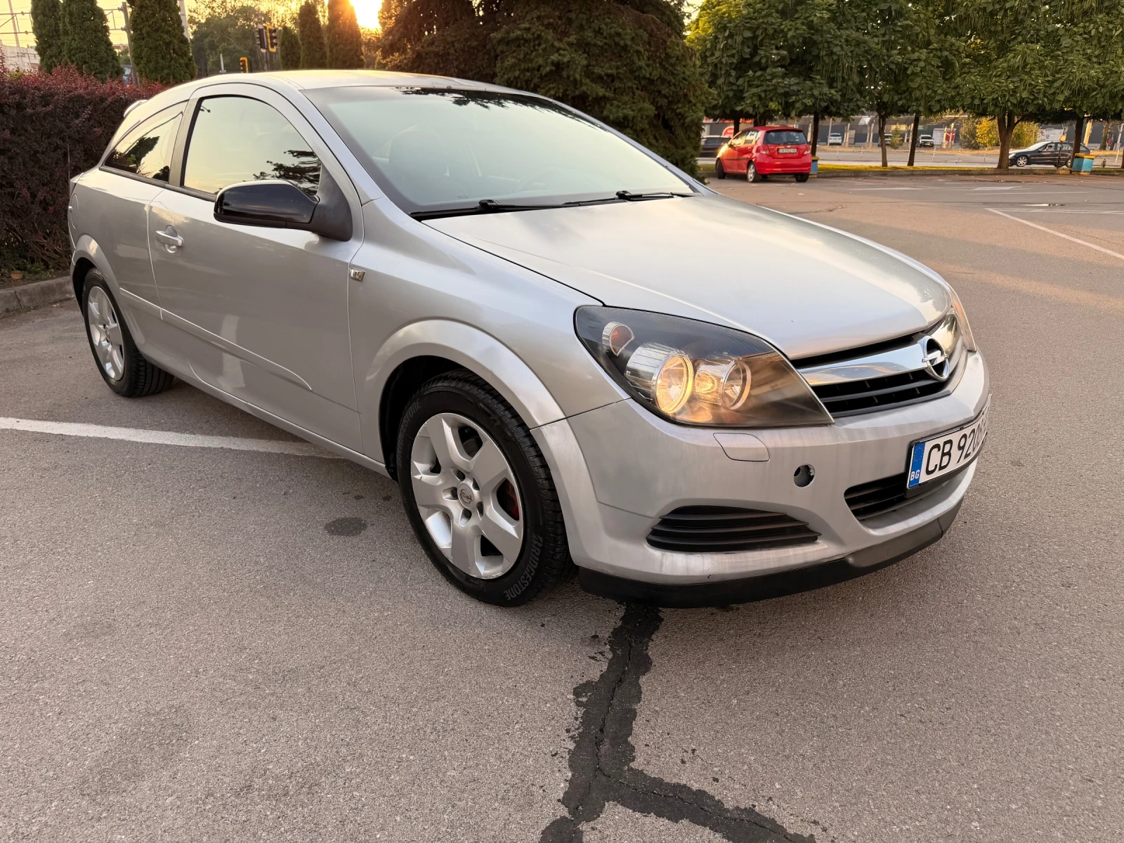 Opel Astra Газ.Инжекцион , снимка 2 - Автомобили и джипове - 55798490