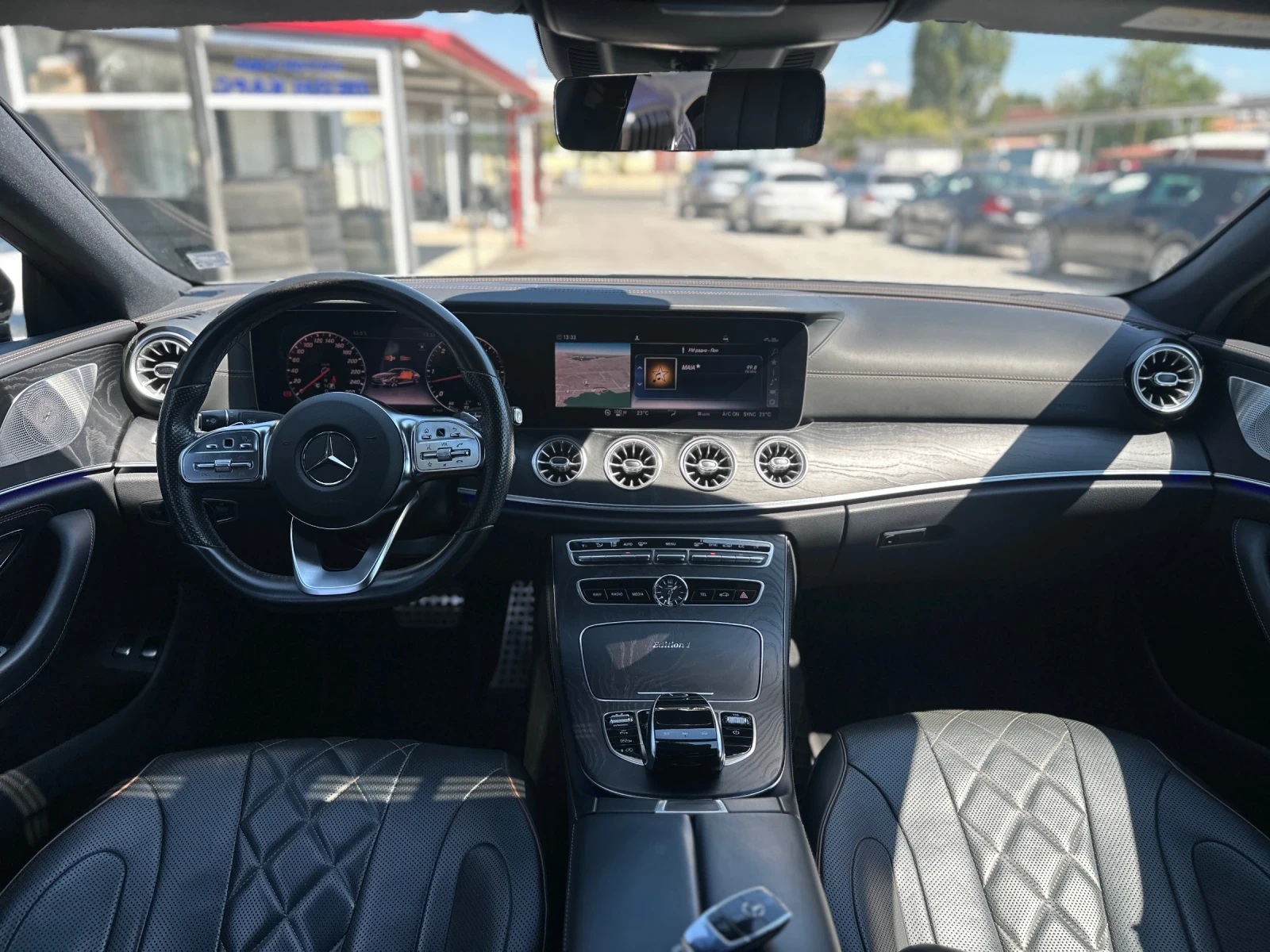 Mercedes-Benz CLS 400 AMG 360/DISTR/ОБДУХ/ПАМЕТ/FULL, снимка 9 - Автомобили и джипове - 55879537