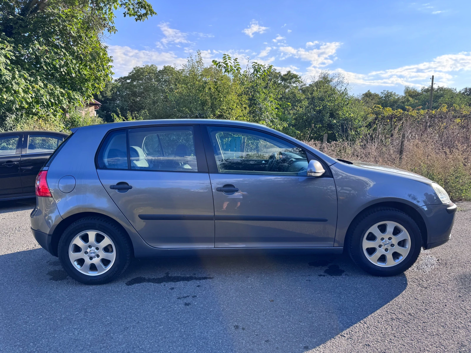 VW Golf 5, снимка 4 - Автомобили и джипове - 56121034