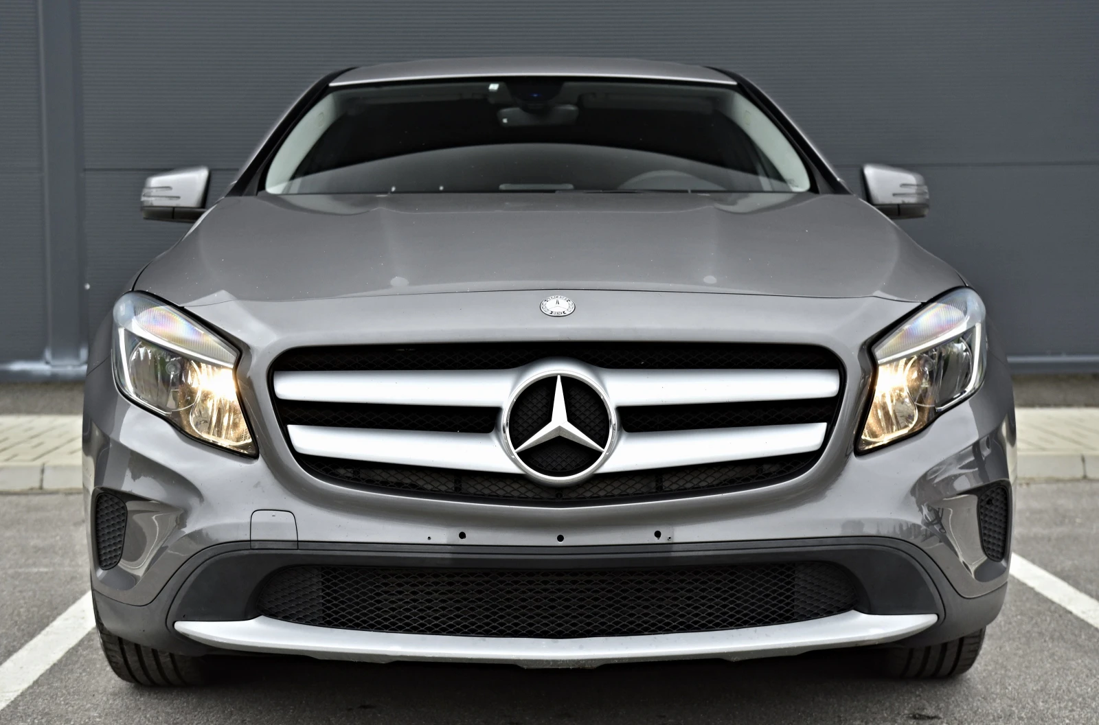 Mercedes-Benz GLA 200, снимка 2 - Автомобили и джипове - 56235258