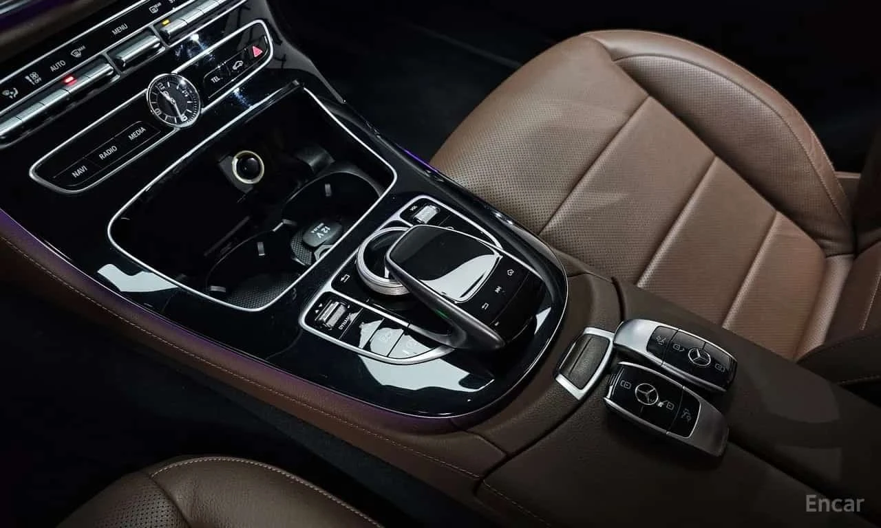 Mercedes-Benz E 300 * AMG Line/360/�����/�����/������/ | Mobile.bg � ����������� 17