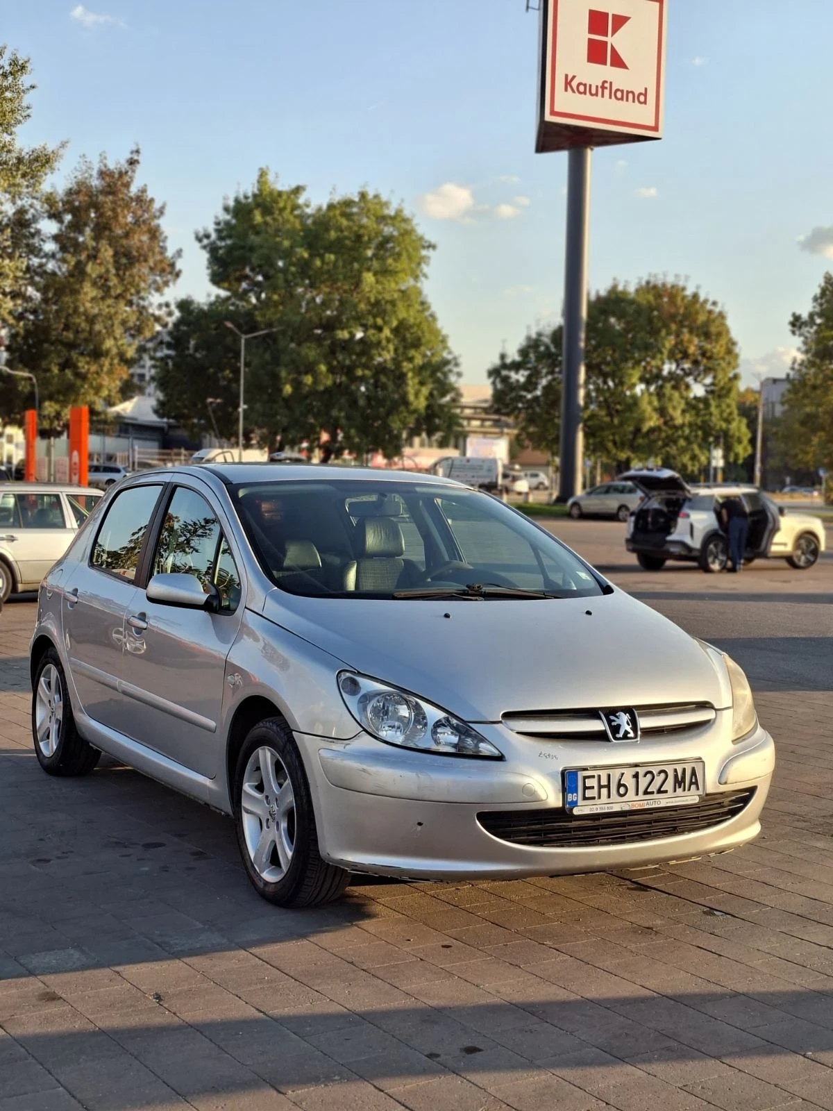 Peugeot 307 Хечбек, снимка 2 - Автомобили и джипове - 56494590