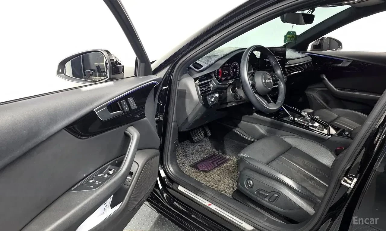 Audi A4, снимка 5 - Автомобили и джипове - 56727757