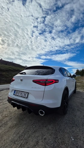 Alfa Romeo Stelvio - 15000 € / 29337.45 лв. - 22083800 4