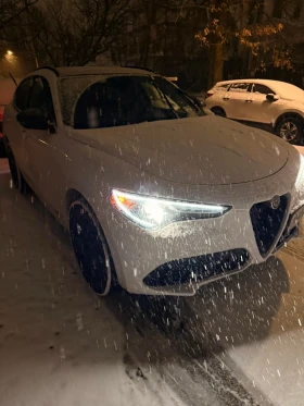 Alfa Romeo Stelvio - 15000 € / 29337.45 лв. - 22083800 8
