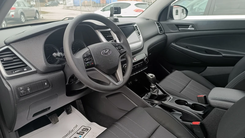 Hyundai Tucson 1.6i LPG, снимка 8 - Автомобили и джипове - 47882720