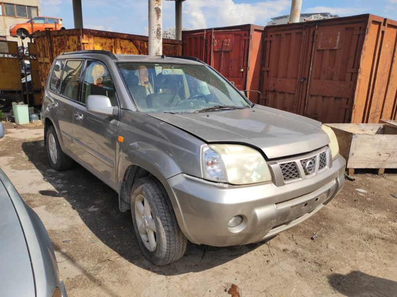 Nissan X-trail, снимка 6 - Автомобили и джипове - 50714661