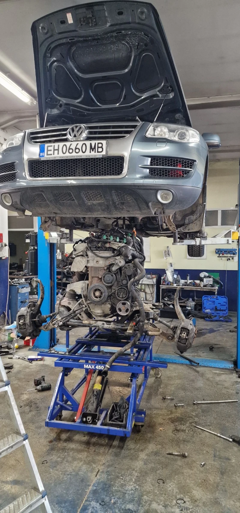 VW Touareg 3.6, снимка 10 - Автомобили и джипове - 51320413