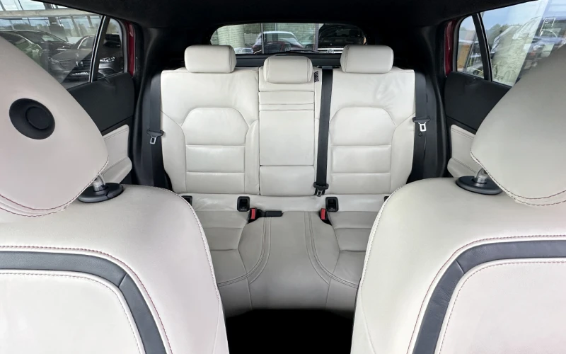 Infiniti Q30 2.2d GT Premium, снимка 8 - Автомобили и джипове - 52075058