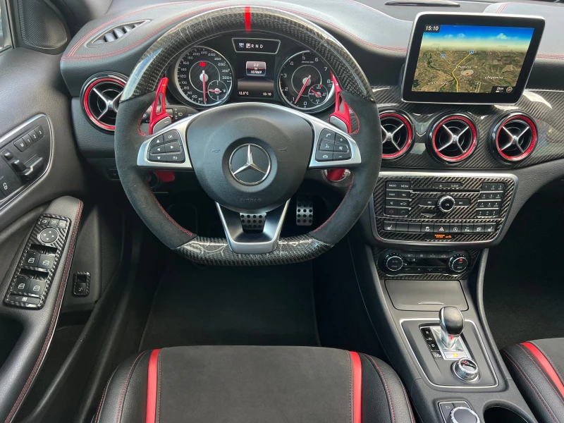 Mercedes-Benz GLA 45 AMG F1/PANORAMA/DISTRONIK/4MATIC/CARBON/PODGREV/KOJA, снимка 15 - Автомобили и джипове - 52746961