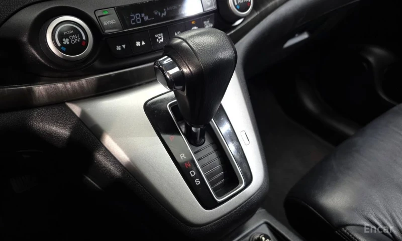 Honda Cr-v, снимка 9 - Автомобили и джипове - 53076097